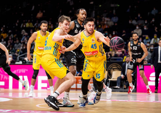 精准的网前 精准的网前