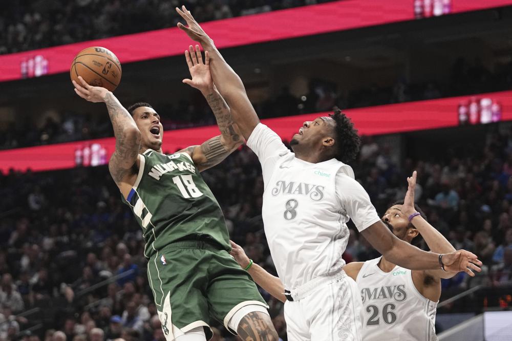 浓眉哥上半场表现抢眼（浓眉哥上半场发挥出色）